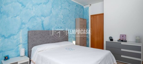 2 Schlafzimmer Wohnung in Reggio Emilia, Italy, Nr. 301396 7