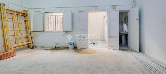 Gewerbliche Immobilie in Sant Andreu, Spain 82m², Nr. 141116 2