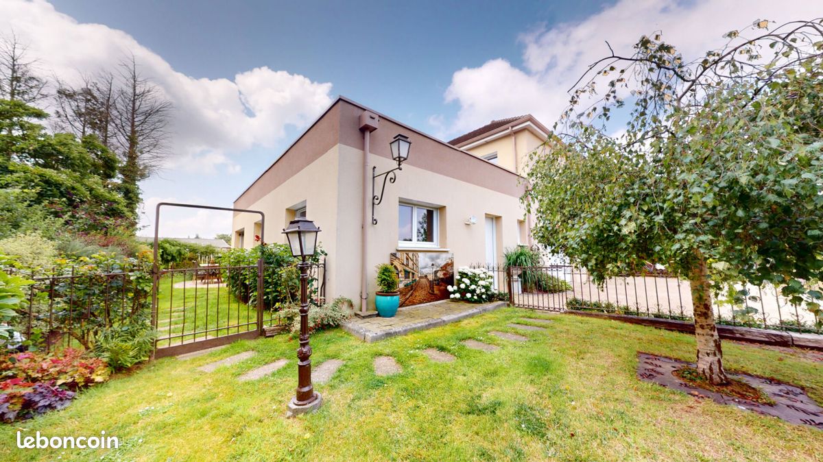 4 غرف نوم منزل في Calvados, France رقم 356066