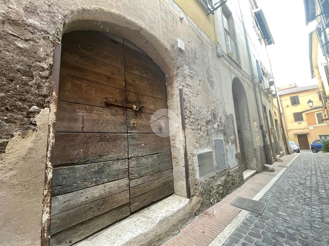 Estudio en Monterotondo, Italy No. 90521