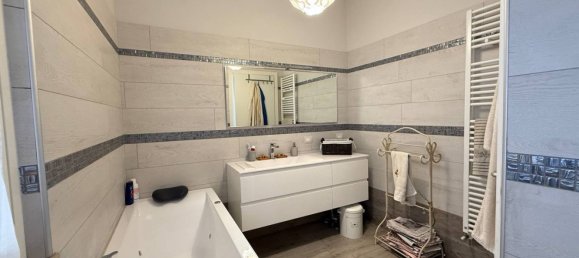 5 bedrooms Apartment in Mantua, Italy No. 370590 27