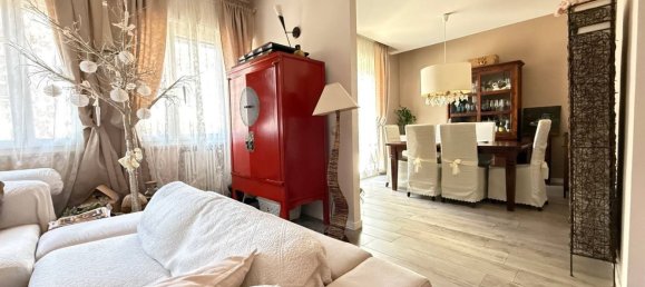 5 bedrooms Apartment in Mantua, Italy No. 370590 5