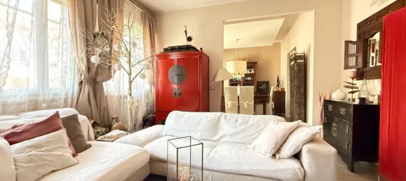 5 bedrooms Apartment in Mantua, Italy No. 370590 4