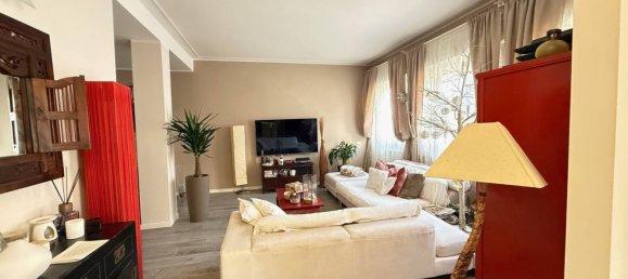 5 bedrooms Apartment in Mantua, Italy No. 370590 16