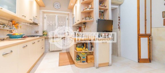 4-salle Appartement à Rome, Italy No. 270353 19