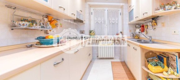 4-salle Appartement à Rome, Italy No. 270353 22