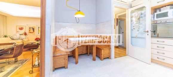 4-salle Appartement à Rome, Italy No. 270353 26