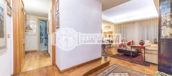 4-salle Appartement à Rome, Italy No. 270353 10