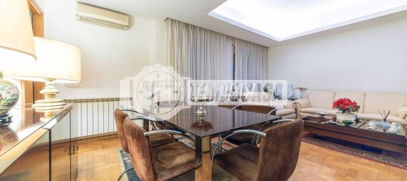 4-salle Appartement à Rome, Italy No. 270353 9