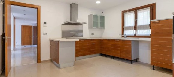 6 bedrooms Villa in Marbella, Spain No. 166180 31