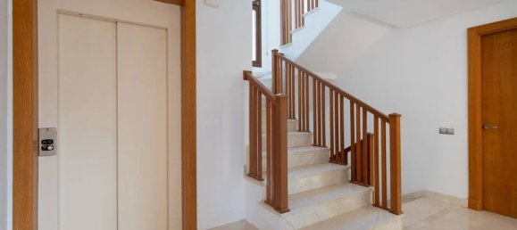 6 bedrooms Villa in Marbella, Spain No. 166180 24