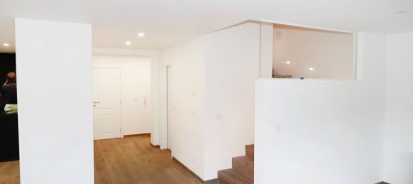 4 rooms Apartment in Kitzbuhel, Austria No. 148040 2