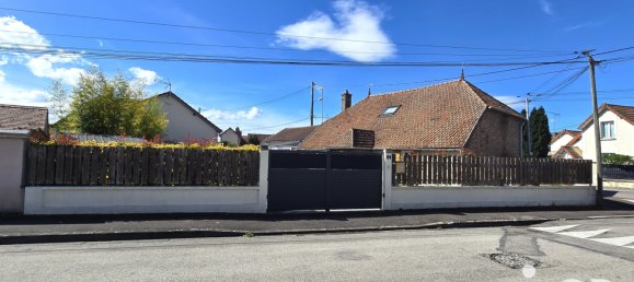 3 bedrooms House in Saint-Andre-les-Vergers, France No. 57202 29