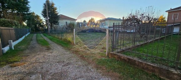 1-salle Terrain à Lonate Pozzolo, Italy No. 153721 14