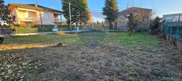 1-salle Terrain à Lonate Pozzolo, Italy No. 153721 11