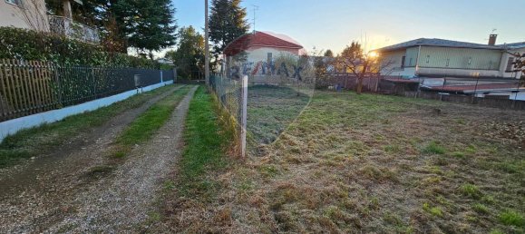 1-salle Terrain à Lonate Pozzolo, Italy No. 153721 18