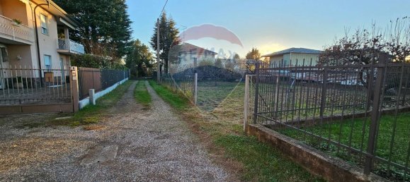 1-salle Terrain à Lonate Pozzolo, Italy No. 153721 13