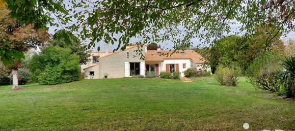 6 غرف نوم منزل في Maine-et-Loire, France رقم 106550 4