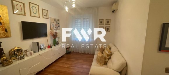 3 bedrooms Apartment in Milan, Italy No. 364194 8