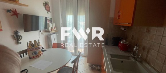 3 bedrooms Apartment in Milan, Italy No. 364194 5