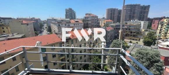 3 bedrooms Apartment in Milan, Italy No. 364194 4