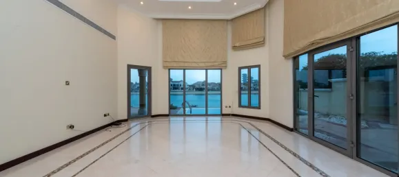 4 dormitorios villa en venta en Palm Jumeirah, Dubai, UAE № 105847 2