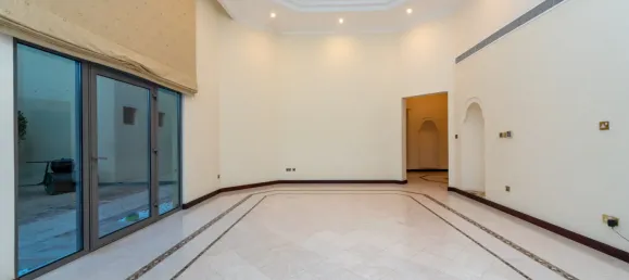 4 dormitorios villa en venta en Palm Jumeirah, Dubai, UAE № 105847 3