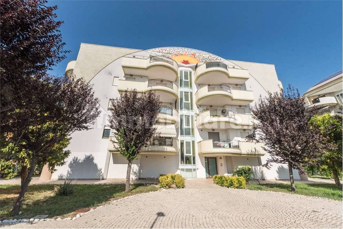 2 bedrooms Apartment in Montesilvano, Italy No. 339777