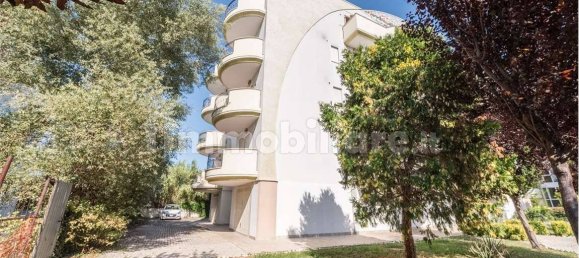 2 bedrooms Apartment in Montesilvano, Italy No. 339777 10