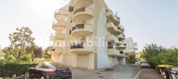 2 bedrooms Apartment in Montesilvano, Italy No. 339777 6