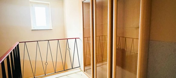 Edifício de 19 divisões em Erzgebirgskreis, Germany N.º 74189 10