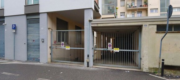 70m² Garage in Lissone, Italy No. 364560 17