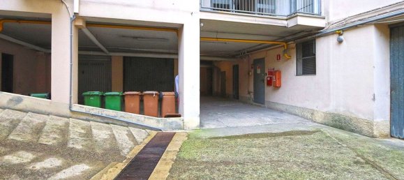 70m² Garage in Lissone, Italy No. 364560 13