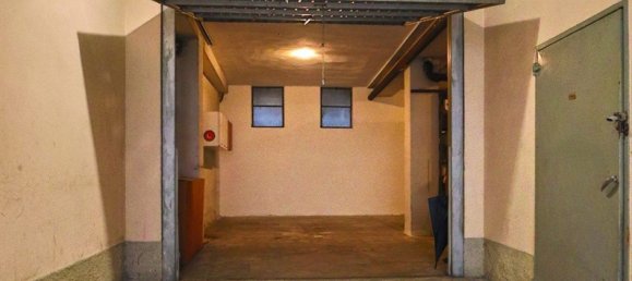70m² Garage in Lissone, Italy No. 364560 3