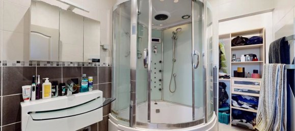 1 chambre Appartement à Clichy-sous-Bois, France No. 334174 6