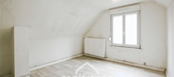 2 bedrooms House in Saint-Quentin, France No. 343356 4