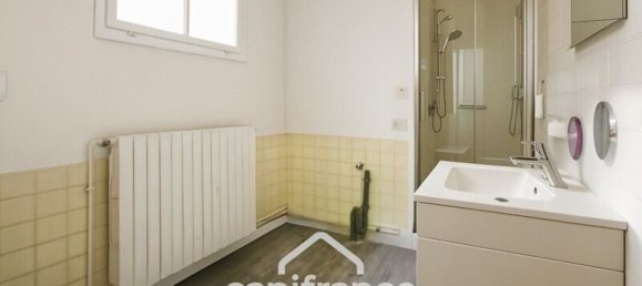 2 bedrooms House in Saint-Quentin, France No. 343356 7