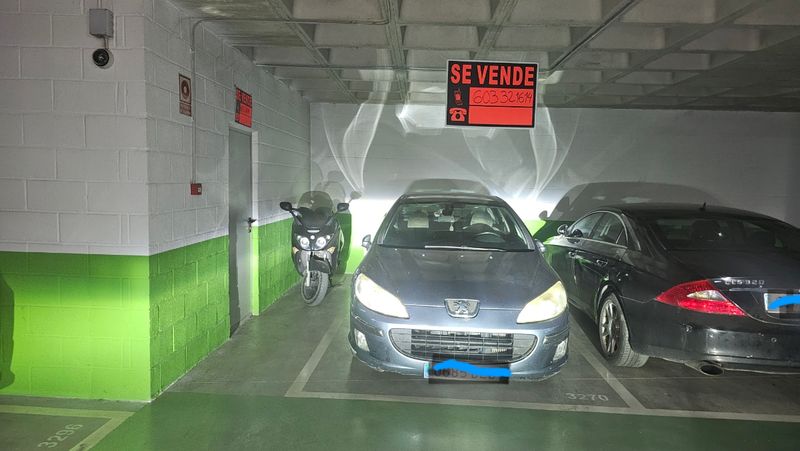  مرآب في Granada, Spain 24متر مربع رقم 226460