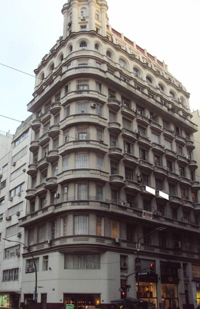 90m² Office in Buenos Aires, Argentina No. 108596