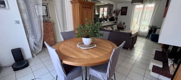 4 bedrooms House in Lesigny, France No. 334537 6