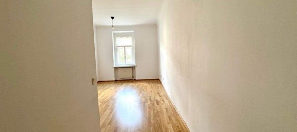 2 rooms Apartment in Gries, Austria No. 132314 9
