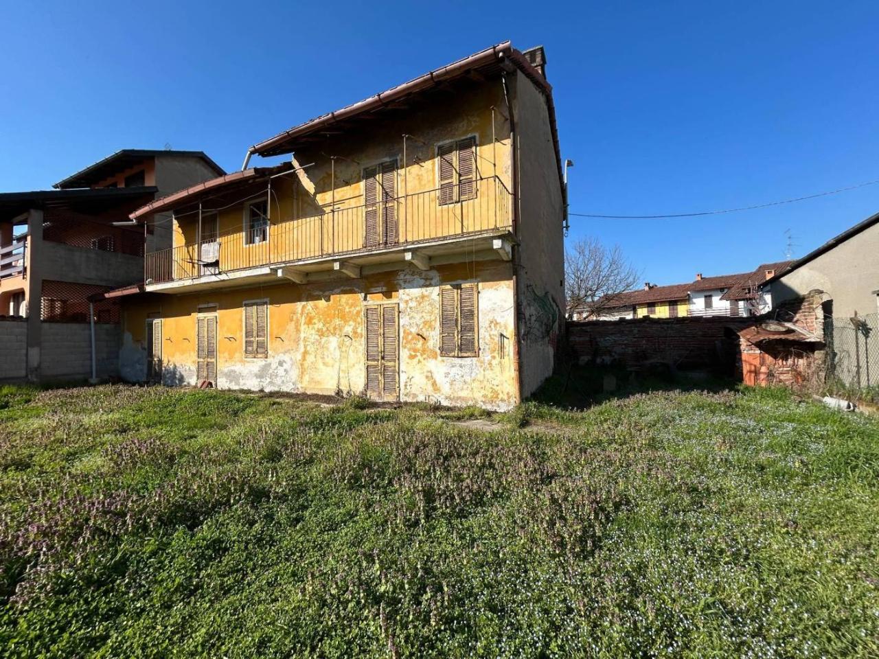 4غرفة فيلا في Robbio, Italy رقم 42620