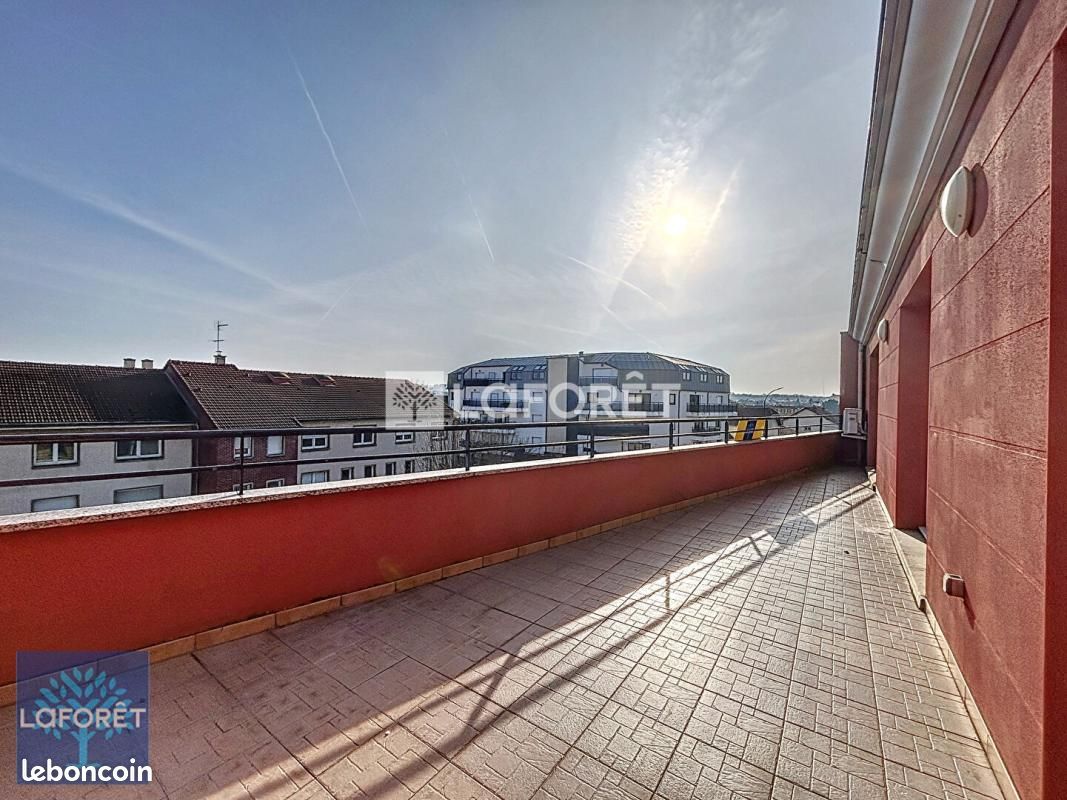 2 bedrooms Apartment in Vigneux-sur-Seine, France No. 169466