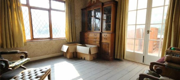 4 bedrooms House in Cuffley, United Kingdom No. 6534 3