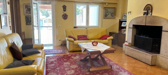 Villa de 8 divisões em Avezzano, Italy N.º 27789 6