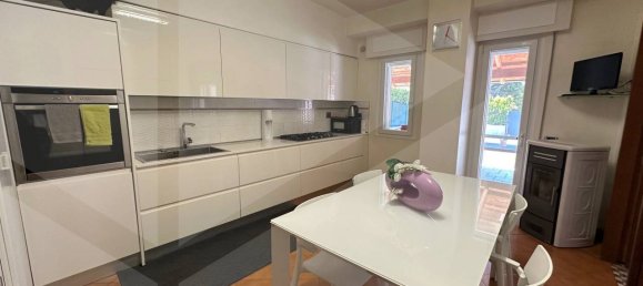 Villa de 8 divisões em Avezzano, Italy N.º 27789 5