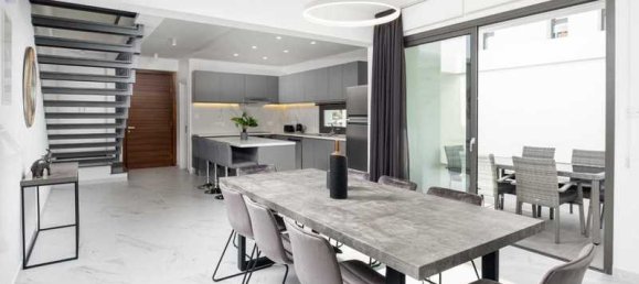 Casa de 4 dormitorios en Larnaca, Cyprus No. 7138 6