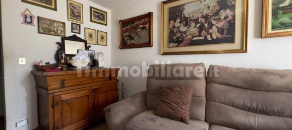 3 bedrooms House in Terenzo, Italy No. 349732 4