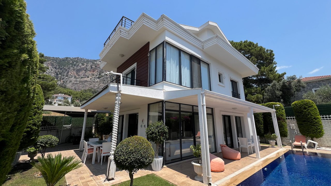 Villa 3+1 in Gocek, Turkey, Nr. 42733