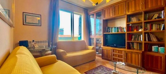 4 rooms Apartment in Catania, Italy No. 277093 2